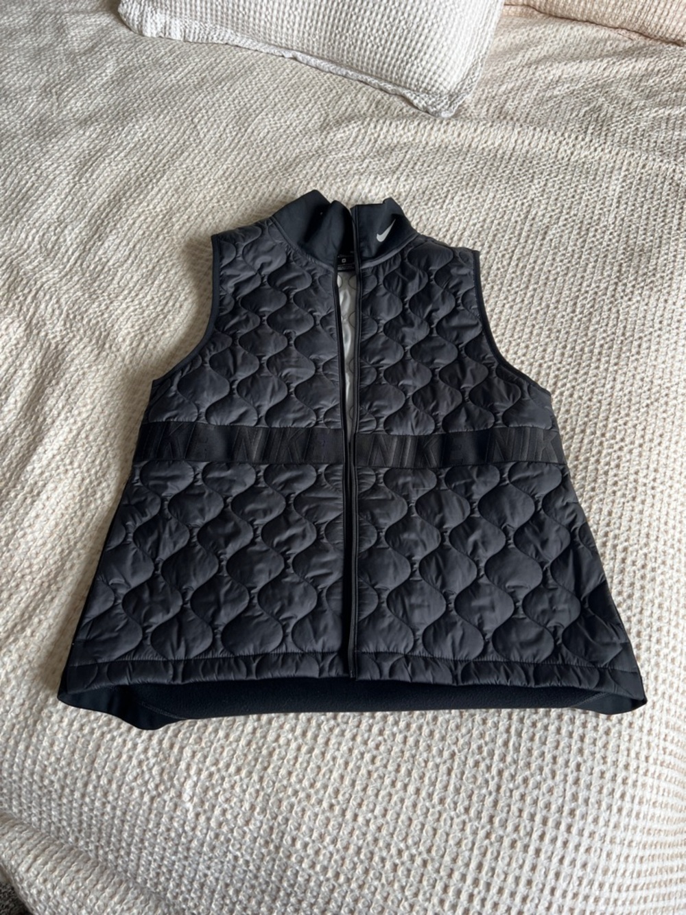 Nike Black Quilted Sleeveless Vest